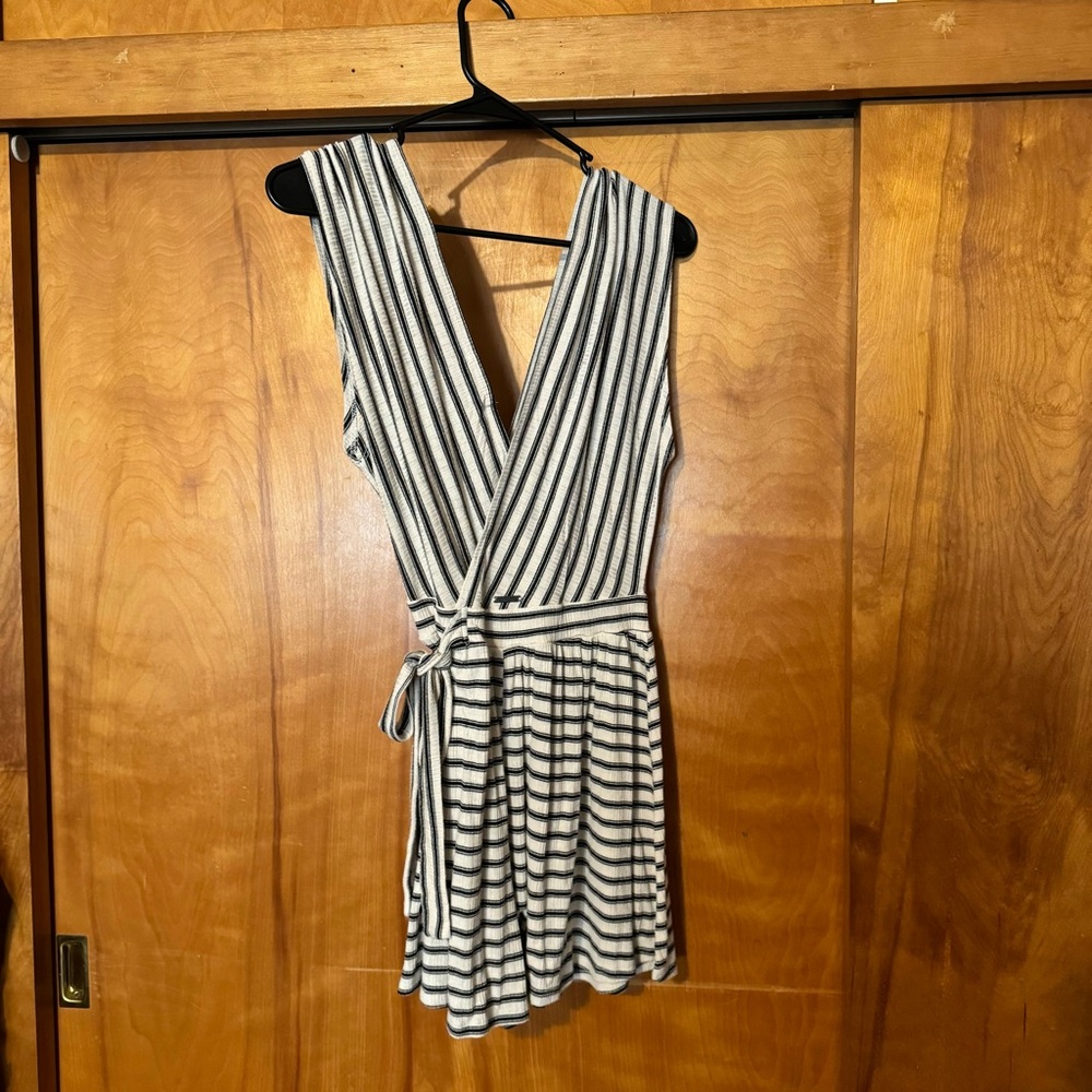 Billabong Easy Day Jumpsuit Romper Striped Ivory Black Side Tie - Picture 7 of 10